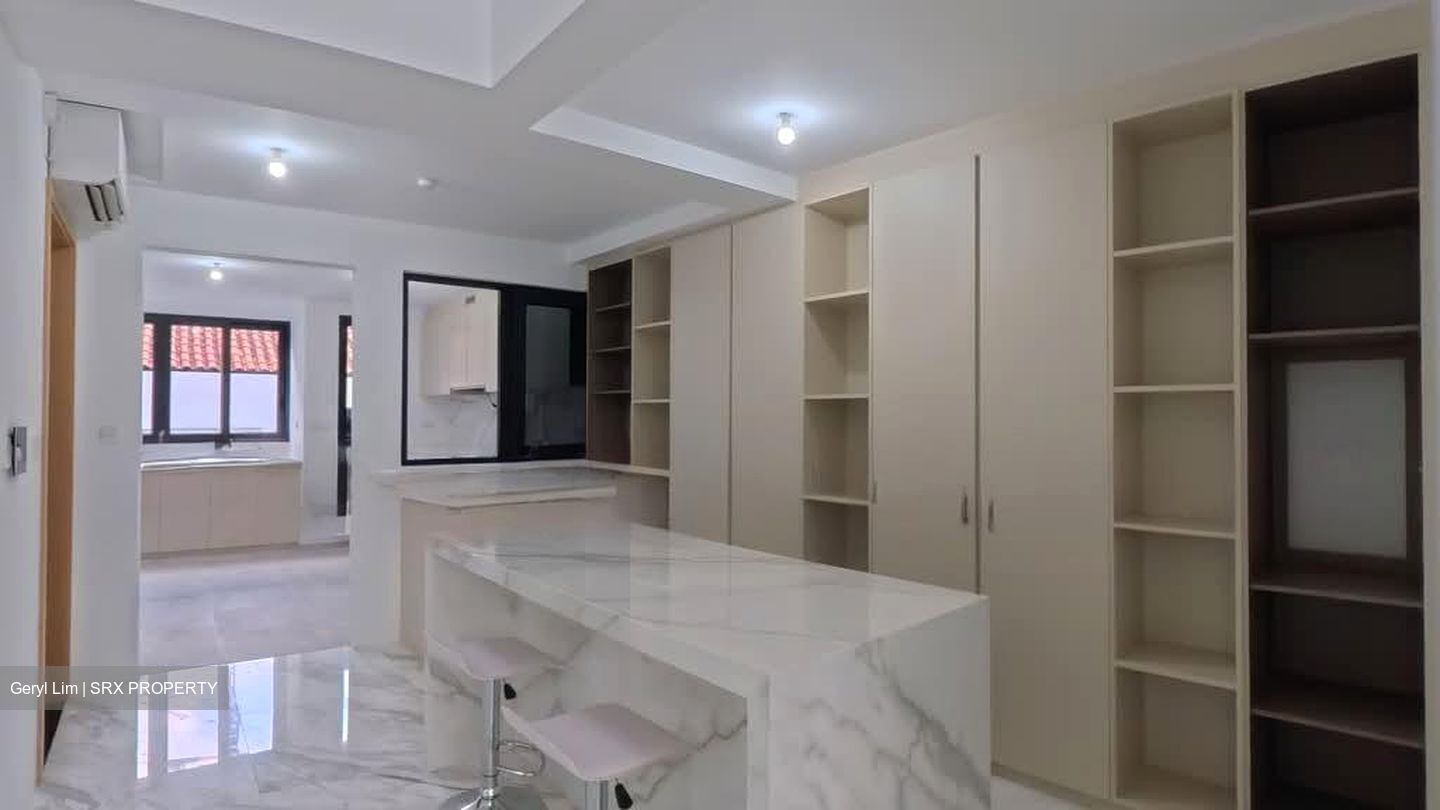 Keng Lee Road (D8), Terrace #589395641